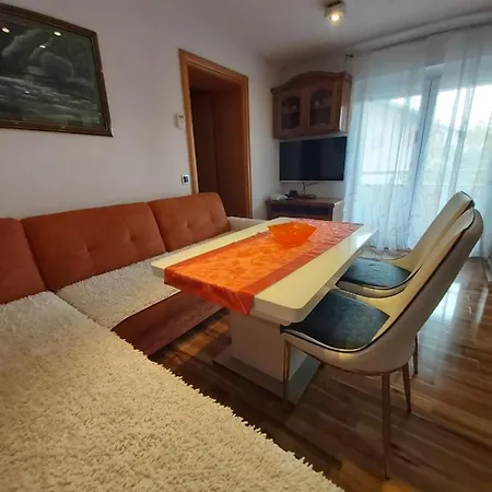 Apartman Relax Bihac Apartment Exterior photo